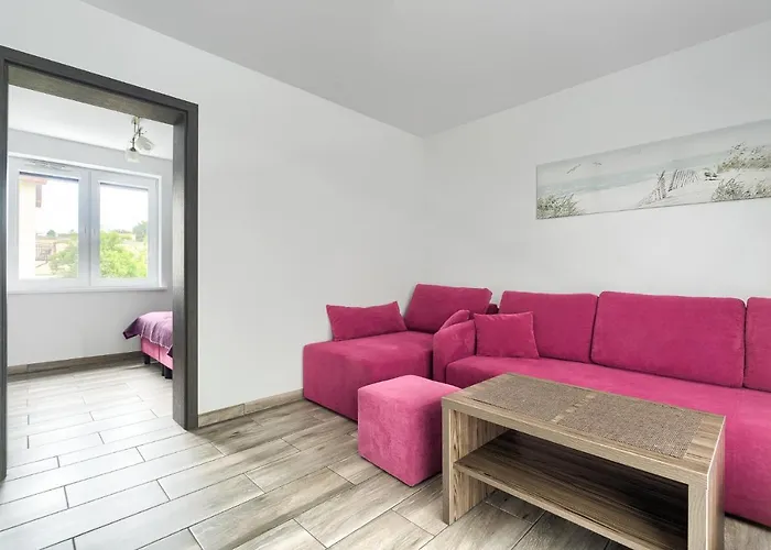 Homestay Jodlowa 6 *