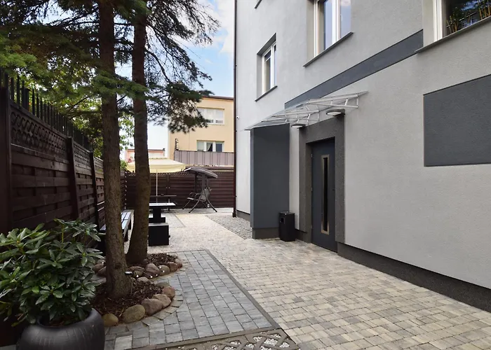 Homestay Jodlowa 6 *